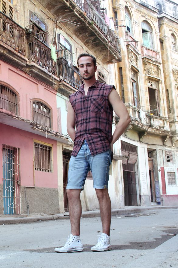 Outfit na Kube s košeľou „Despacito“