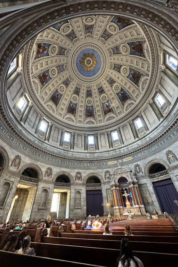 Palác Amalienborg v Kodani zvnútra